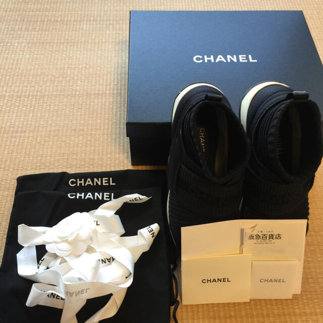 CHANEL(シャネル)のCHANEL スニーカー 正規品 レディースの靴/シューズ(スニーカー)の商品写真