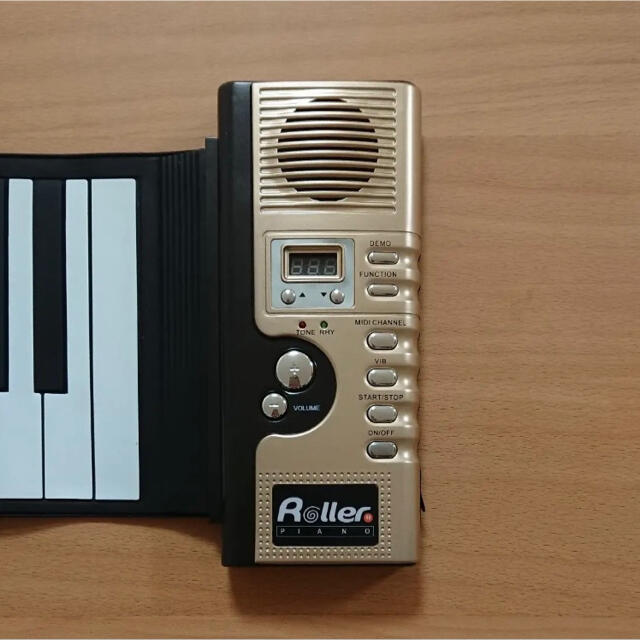 ロールピアノ　　(ソフトキーボードピアノ) 楽器の鍵盤楽器(電子ピアノ)の商品写真