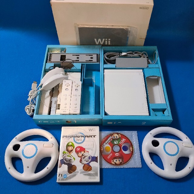みんなで遊ぶ✨ マリオカート Wii 大特価放出 【史上最も激安】 箱付き 本体一式 ハンドル付き