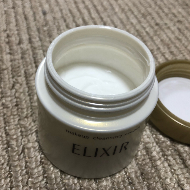 ELIXIR(エリクシール)のクレンジングクリーム コスメ/美容のスキンケア/基礎化粧品(クレンジング/メイク落とし)の商品写真