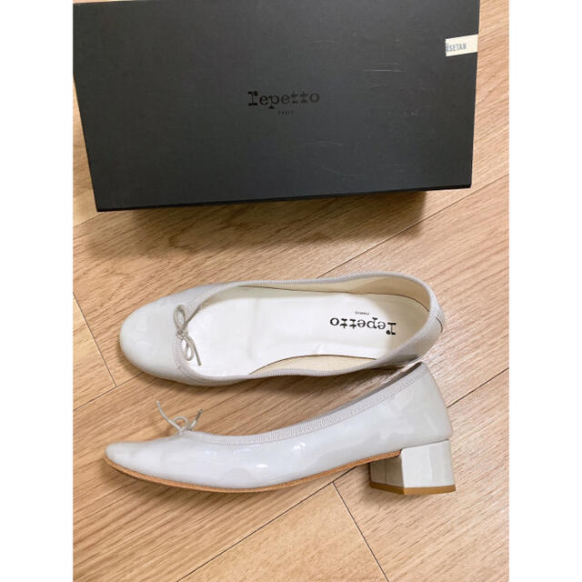 repetto(レペット)のレペット　バレエシューズ　ライトグレー レディースの靴/シューズ(バレエシューズ)の商品写真