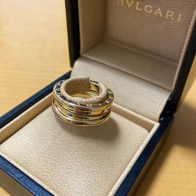 BVLGARI(ブルガリ)のブルガリ☆ビーゼロワン☆セット レディースのアクセサリー(ブレスレット/バングル)の商品写真