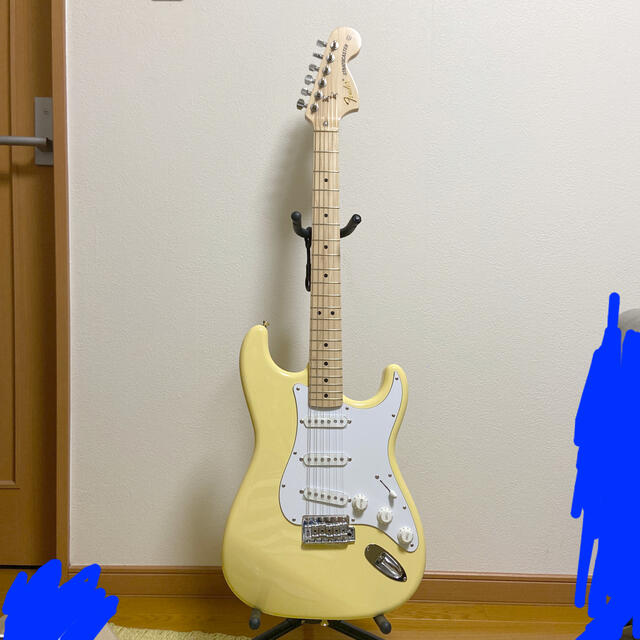 Fender(フェンダー)のFender ギター イエロー CLASSIC 70'S STRAT  楽器のギター(エレキギター)の商品写真