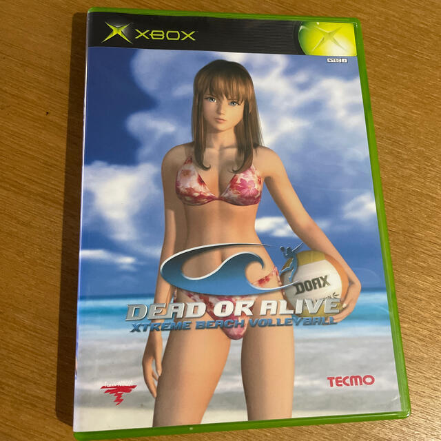 Xbox(エックスボックス)のDEAD OR ALIVE ソフト無し エンタメ/ホビーのゲームソフト/ゲーム機本体(家庭用ゲームソフト)の商品写真