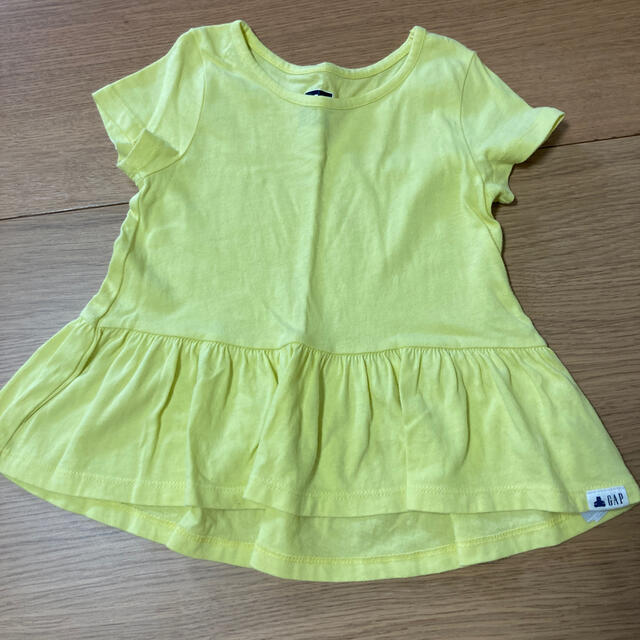 babyGAP(ベビーギャップ)のbabygapトップスセット キッズ/ベビー/マタニティのキッズ服女の子用(90cm~)(Tシャツ/カットソー)の商品写真