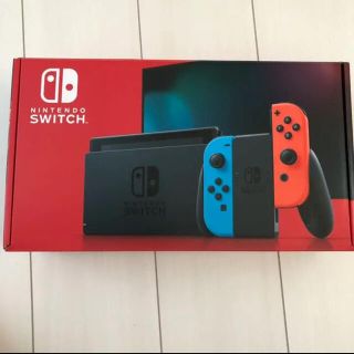 ニンテンドースイッチ(Nintendo Switch)の新型任天堂スイッチ(美品)(家庭用ゲーム機本体)