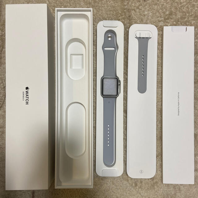 Apple Watch(アップルウォッチ)のApple Watch series3  GPS シルバー アルミニウム メンズの時計(腕時計(デジタル))の商品写真