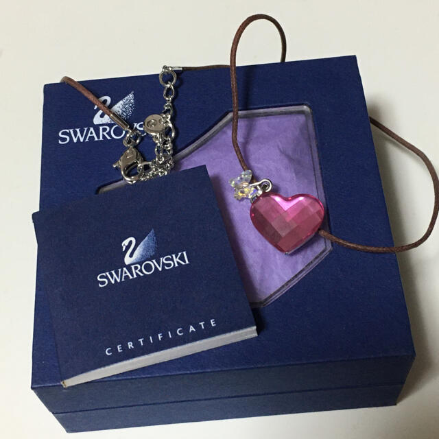 SWAROVSKI(スワロフスキー)のスワロフスキー　ハート　バタフライ　ネックレス レディースのアクセサリー(ネックレス)の商品写真