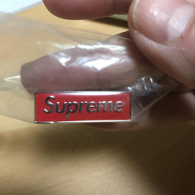 supreme PINS ピンズ