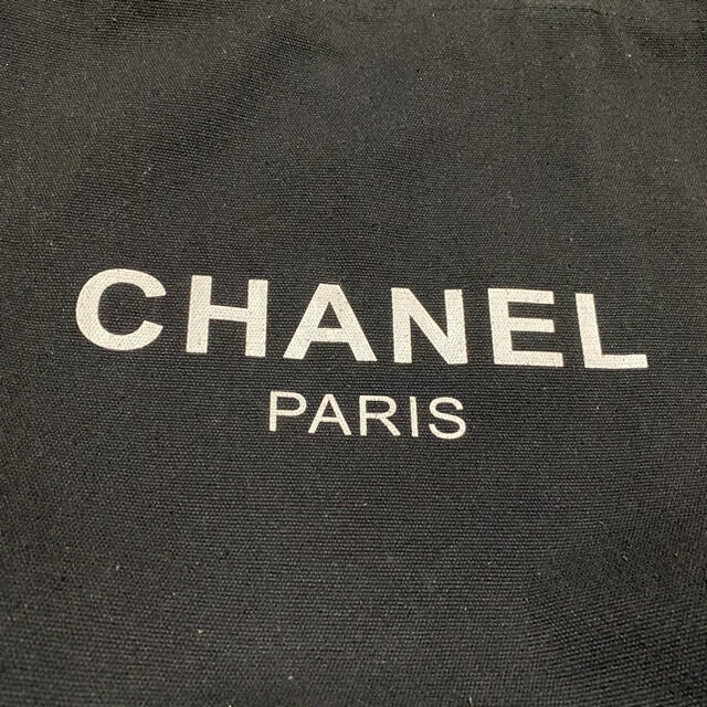 CHANEL(シャネル)のシャネルノベルティトートバッグ エンタメ/ホビーのコレクション(ノベルティグッズ)の商品写真