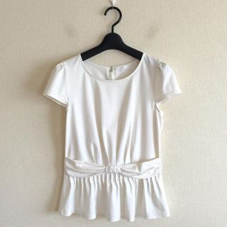 トゥービーシック(TO BE CHIC)のTO BE CHIC♡リボンカットソー(カットソー(半袖/袖なし))