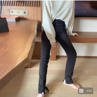 ディーホリック(dholic)のponpon cutting skinny スキニーパンツ　Ｓサイズ(スキニーパンツ)