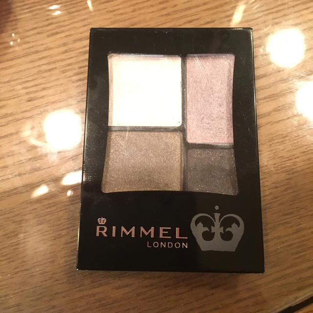 RIMMEL(リンメル)の★ SALE‼︎ ★【美品】リンメル♡アイシャドウ コスメ/美容のベースメイク/化粧品(アイシャドウ)の商品写真