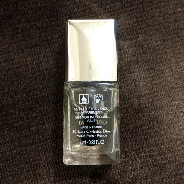 Dior(ディオール)のディオール ジェル トップ コート DIOR GEL COAT コスメ/美容のネイル(ネイルトップコート/ベースコート)の商品写真