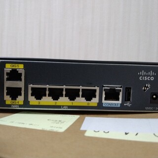 Cisco 841M ルーター(PC周辺機器)
