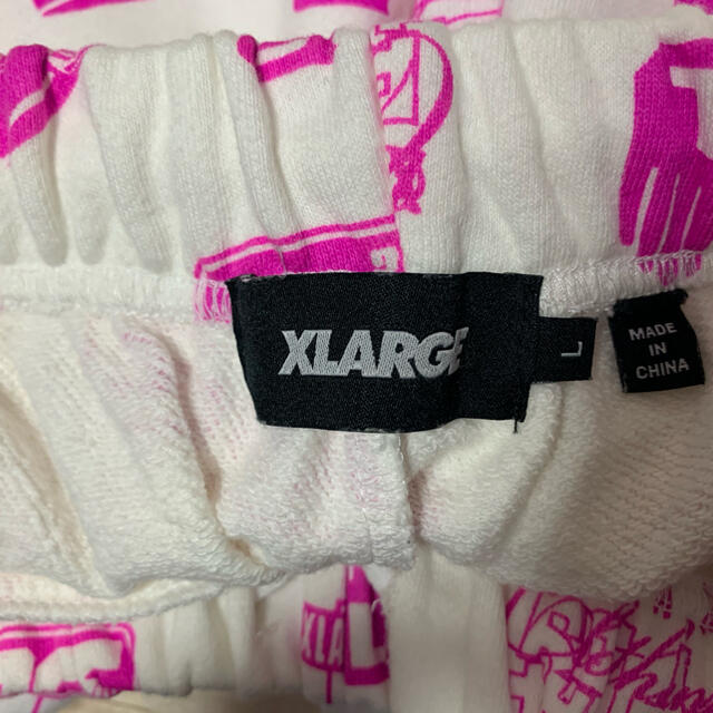 XLARGE(エクストララージ)のX-large スウェットパンツ　総柄　白　White メンズのパンツ(ワークパンツ/カーゴパンツ)の商品写真