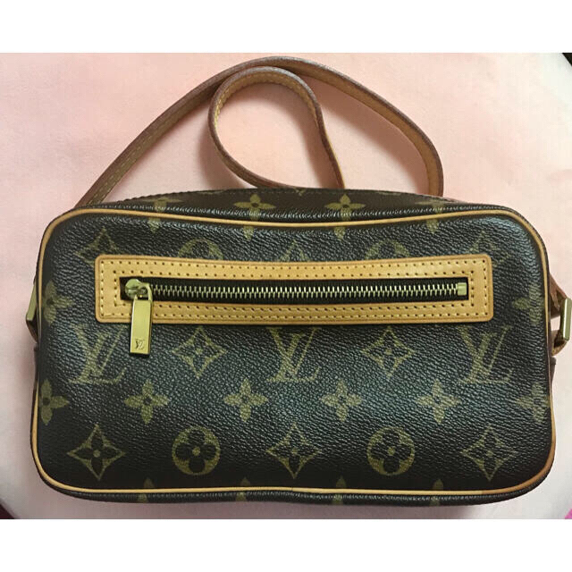 LOUIS VUITTON(ルイヴィトン)のLOUIS VUITTON バッグ ポシェット・シテ　モノグラムショルダーバッグ レディースのバッグ(ショルダーバッグ)の商品写真