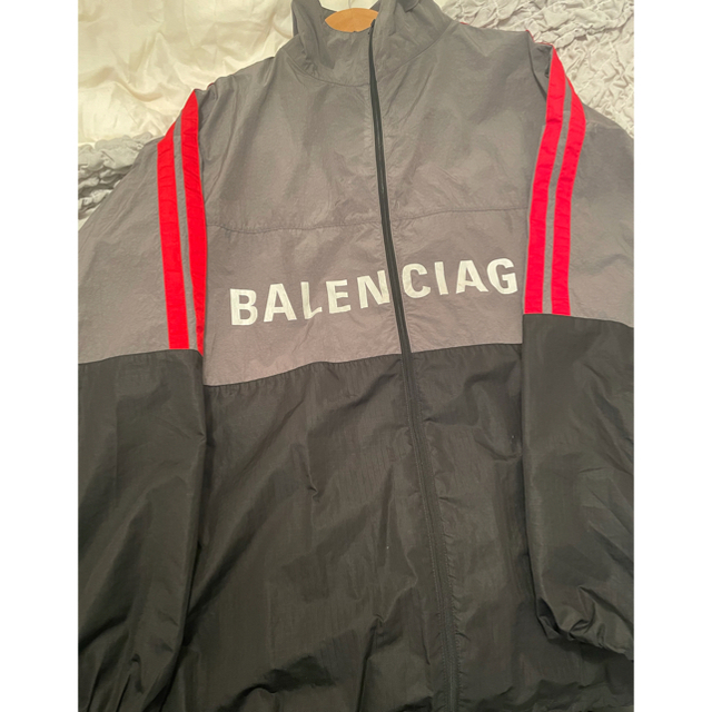 Balenciaga(バレンシアガ)のBALENCIAGA 18AW ロゴプリントトラックナイロンブルゾン　50 メンズのジャケット/アウター(ナイロンジャケット)の商品写真