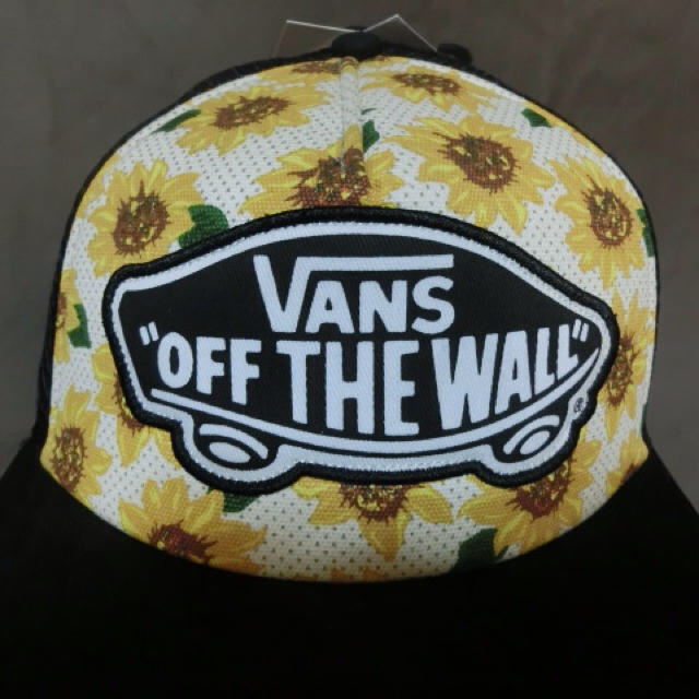 VANS(ヴァンズ)の★アメカジ★VANS★花柄デザイン スケボーロゴ メッシュCAP★ メンズの帽子(キャップ)の商品写真