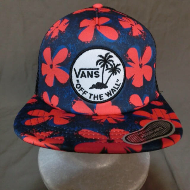 VANS(ヴァンズ)のアメカジ【VANS】ヤシの木ワッペン付花柄デザイン メッシュCAP メンズの帽子(キャップ)の商品写真