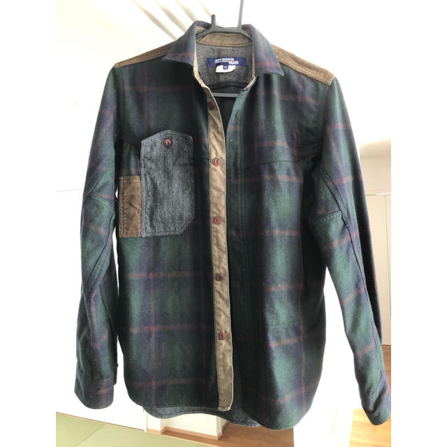 JUNYA WATANABE COMME des GARCONS(ジュンヤワタナベコムデギャルソン)のJUNYA WATANABE COMME des GARCONS MAN シャツ メンズのトップス(シャツ)の商品写真