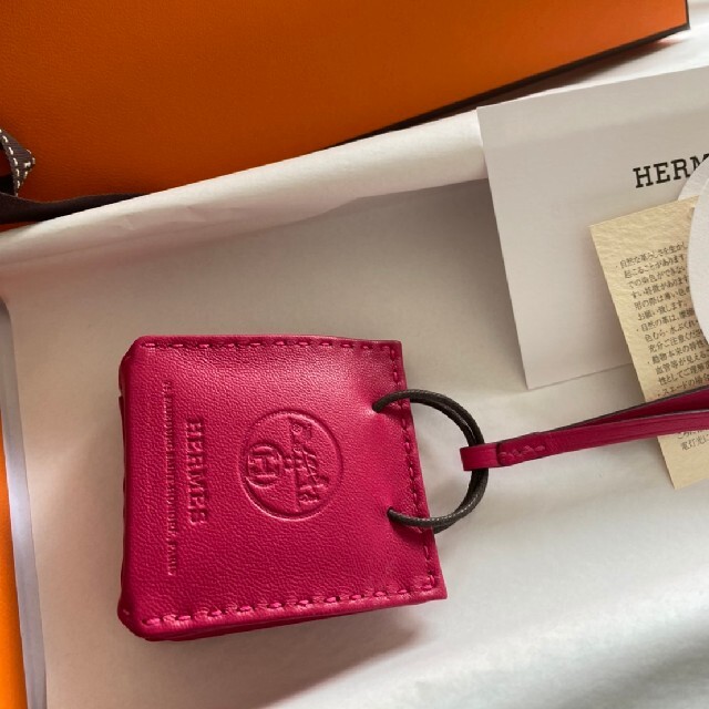 Hermes(エルメス)のエルメスショッパーチャーム レディースのアクセサリー(チャーム)の商品写真