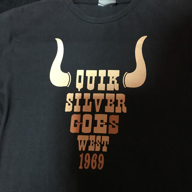 QUIKSILVER(クイックシルバー)のQUIK SILVER Tシャツ メンズのトップス(Tシャツ/カットソー(半袖/袖なし))の商品写真