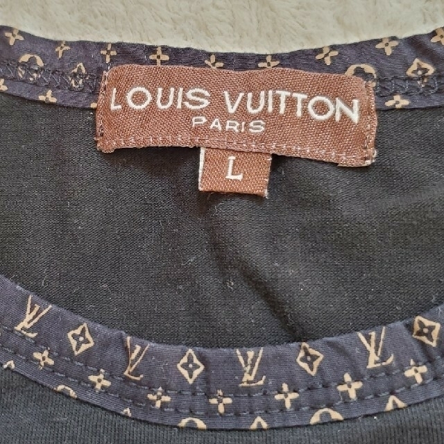 LOUIS VUITTON(ルイヴィトン)のニキータ様専用　ヴィトン　キッズ　Tシャツ（L） キッズ/ベビー/マタニティのキッズ服男の子用(90cm~)(Tシャツ/カットソー)の商品写真