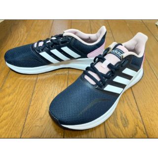 アディダス(adidas)のadidas スニーカー(スニーカー)