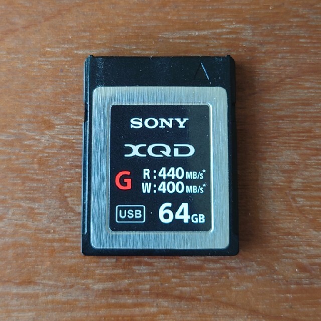 XQDカード　sony QD-G64Eプラスカードリーダー