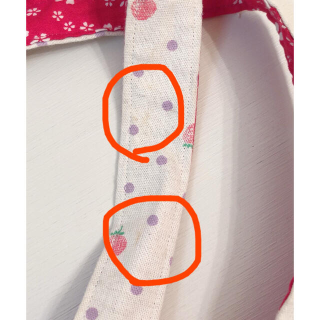 ♡エコバック♡   リバーシブル　イチゴ&桜　美品 レディースのバッグ(エコバッグ)の商品写真