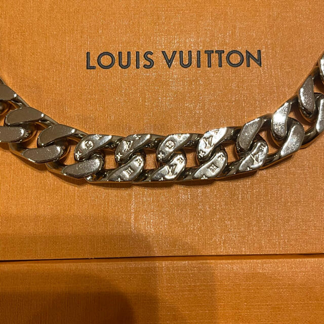 LOUIS VUITTON(ルイヴィトン)のコリエ　lv チェーン　リンクス メンズのアクセサリー(ネックレス)の商品写真