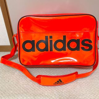 アディダス(adidas)のadidas エナメルバッグ　スポーツバック　Lサイズ(ショルダーバッグ)