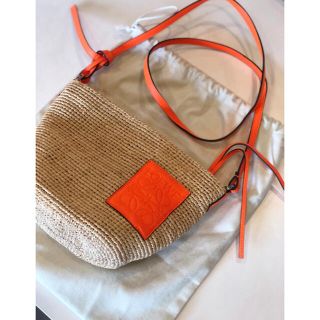 ロエベ(LOEWE)の専用　再値下げ　ロエベ　ラフィアポシェット　新品(ショルダーバッグ)