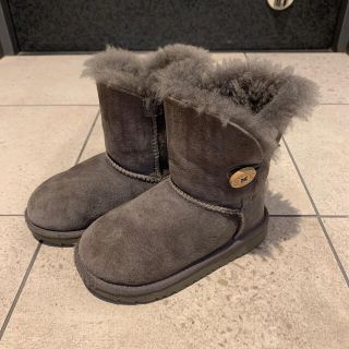 アグ(UGG)のugg ムートンブーツ　17cm(ブーツ)