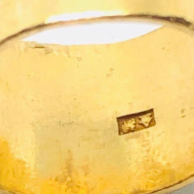 純金　平打ちリング　梅絵柄 メンズのアクセサリー(リング(指輪))の商品写真