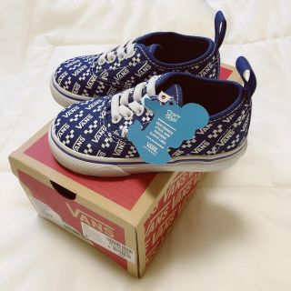 ヴァンズ(VANS)の【新品】VANS　AUTHENTIC(KIDS)(スニーカー)