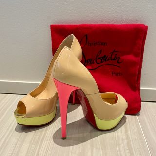 クリスチャンルブタン(Christian Louboutin)のクリスチャンルブタン  ハイヒールパンプス　サンダル　ピンクベージュ(ハイヒール/パンプス)