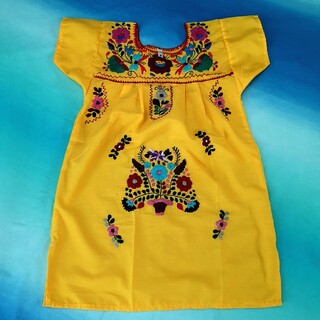 新品　110cm～女の子用　手刺繍　刺繍ワンピース エスニック雑貨　メキシコ雑貨(ワンピース)