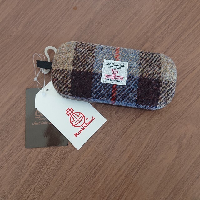 Harris Tweed(ハリスツイード)のHarris Tweed  めがねケース レディースのファッション小物(名刺入れ/定期入れ)の商品写真