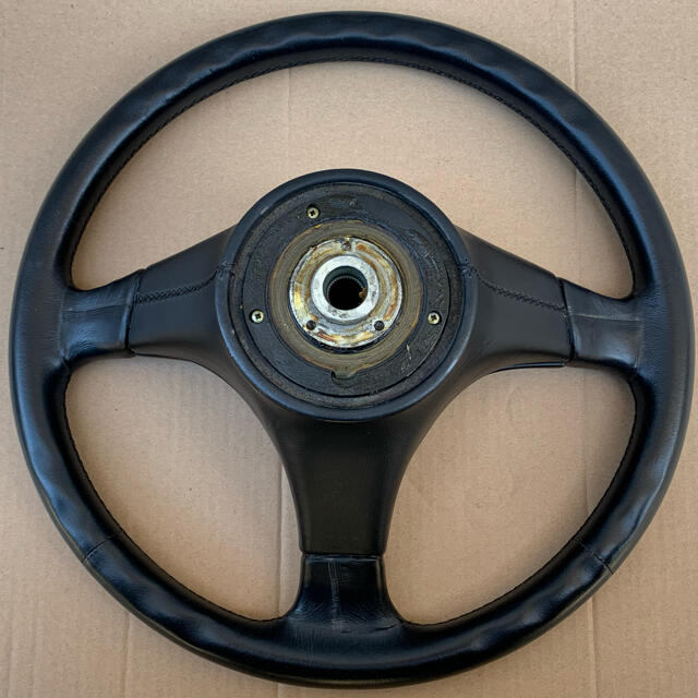 スバル - NARDI ナルディ 本革ステアリング ハンドル 37パイ GC8 スバル - NARDI ナルディ 本革ステアリング ハンドル 37パイ GC8