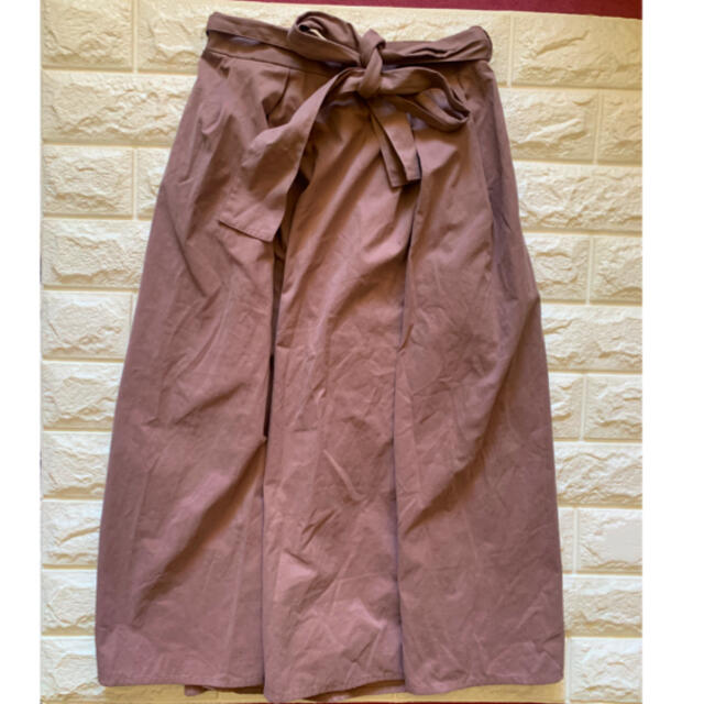 GU(ジーユー)の未使用GUウエストリボンフレアスカートS レディースのスカート(ひざ丈スカート)の商品写真