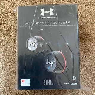 アンダーアーマー(UNDER ARMOUR)のBluetooth対応 アンダーアーマー ブラック UAJBLFLASHBLK(ストラップ/イヤホンジャック)