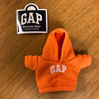 ギャップ(GAP)のGAP店舗限定ガチャパーカーオレンジ(ぬいぐるみ)