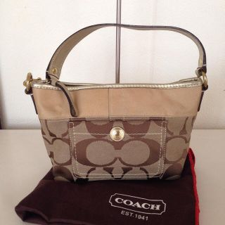 コーチ(COACH)の送料込 コーチ 小振りショルダー(ショルダーバッグ)