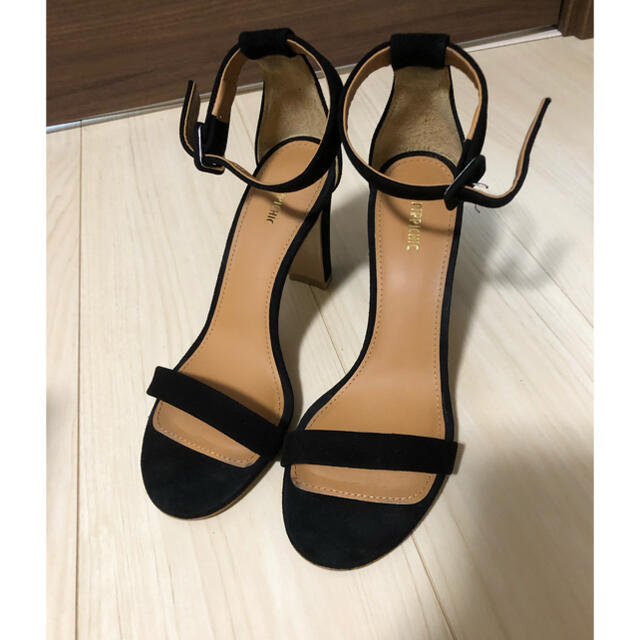PIPPCHIC アンクルストラップサンダル-