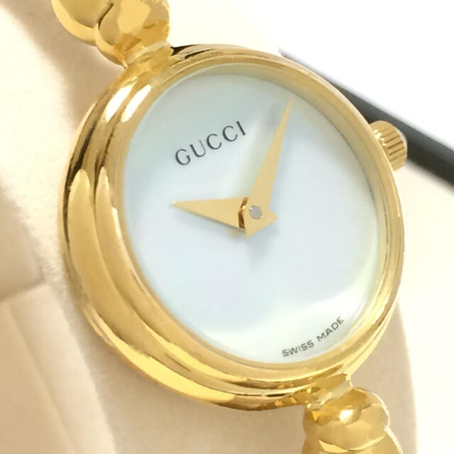 Gucci(グッチ)の2.超美品 グッチ GUCCI 時計 2700.2L ホワイトシェル レディースのファッション小物(腕時計)の商品写真