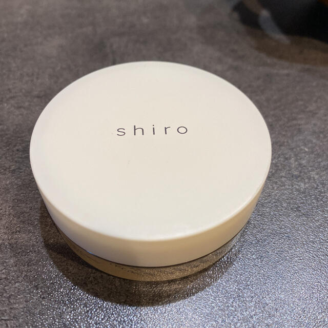 shiro(シロ)のshiro ホワイトリリー 練り香水 18g コスメ/美容の香水(香水(女性用))の商品写真