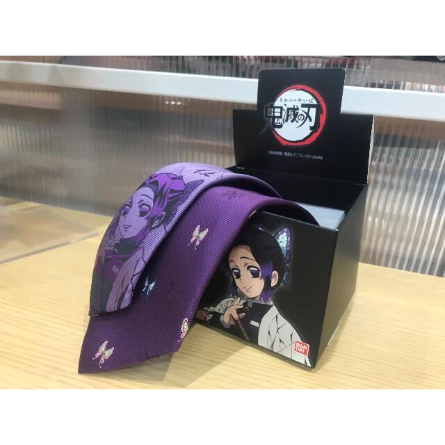 胡蝶しのぶ 鬼滅の刃 ネクタイ 新品タグ付き専用箱入り 蟲柱 メンズのファッション小物(ネクタイ)の商品写真
