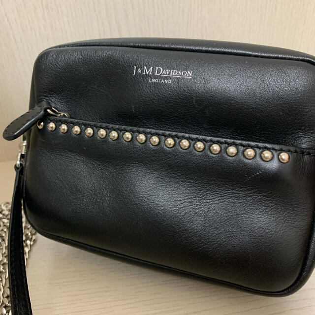 J&M DAVIDSON(ジェイアンドエムデヴィッドソン)のj&m Davidson リップスティックポシェット　ブラック　イエナ　 レディースのバッグ(ショルダーバッグ)の商品写真